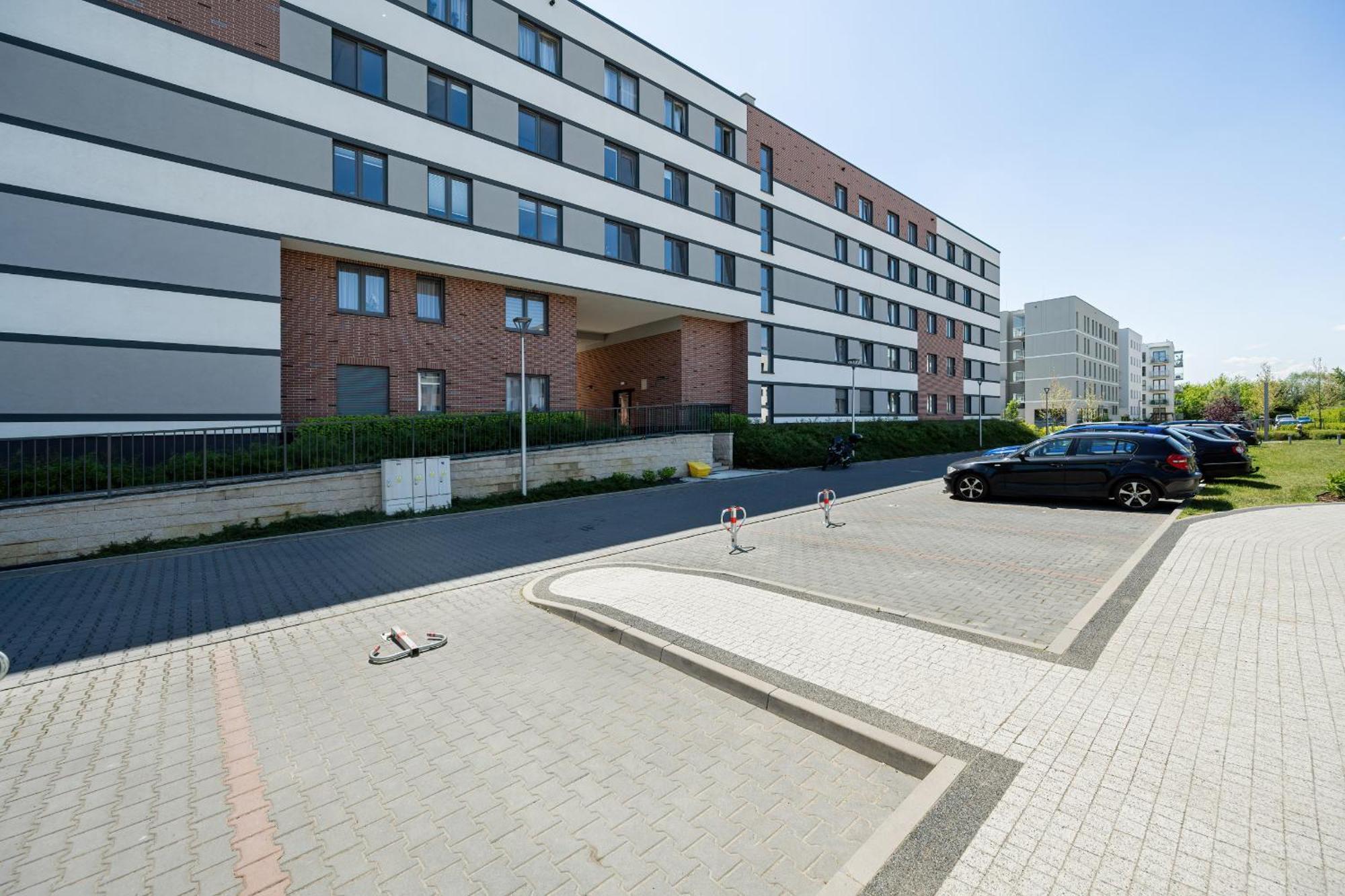 Piekny Apartament Wichrowa - 2 Sypialnie Free Garage Wroclaw By Noclegi Renters ภายนอก รูปภาพ